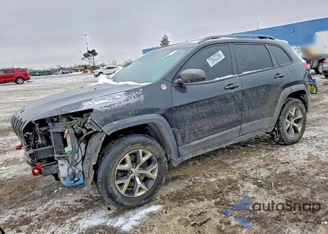 2016 Jeep Cherokee Trailhawk z USA, uszkodzony, nr VIN 1C4PJMBS2GW185726